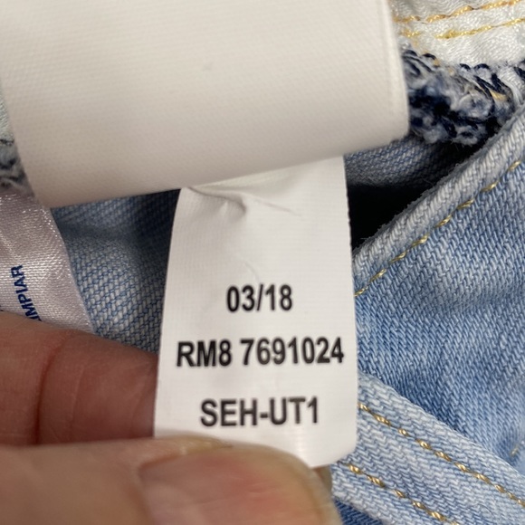 Tommy Hilfiger jeans skirt - Picture 12 of 15